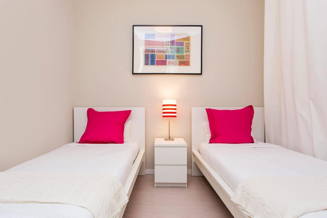 Stay U-Nique Apartments Floridablanca II Barcelona Exteriör bild